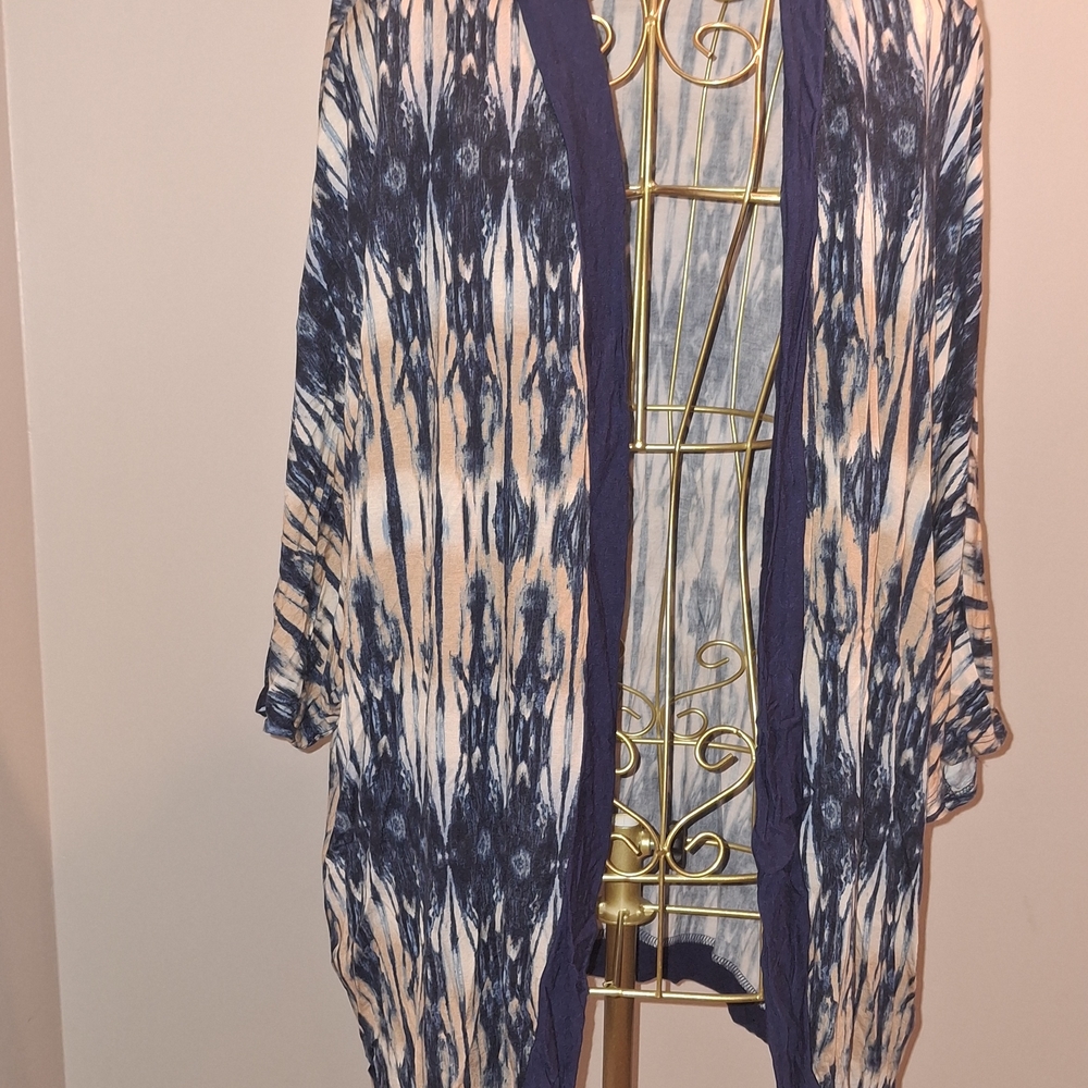 HeartSoul Navy and White Kimono Cardigan
